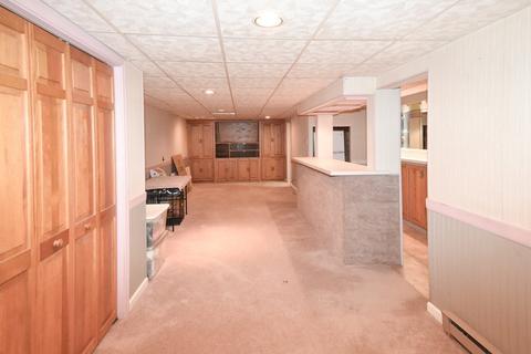 47 Aspen Rd, Springfield, MA 01128 photo 24