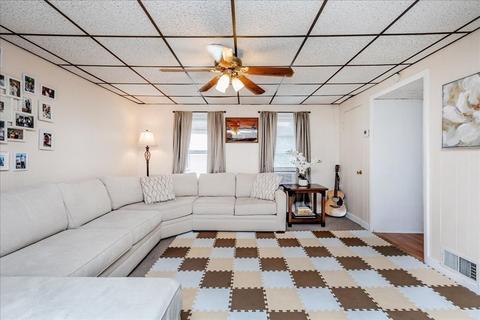 491 Central St, Saugus, MA 01906 photo 4
