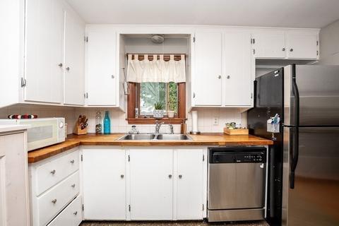 60 Saxony Rd, Framingham, MA 01701 photo 11