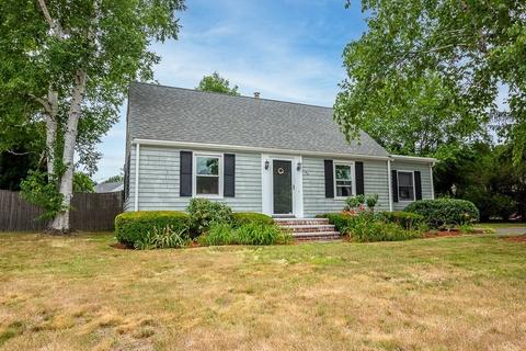 60 Saxony Rd, Framingham, MA 01701 photo 2