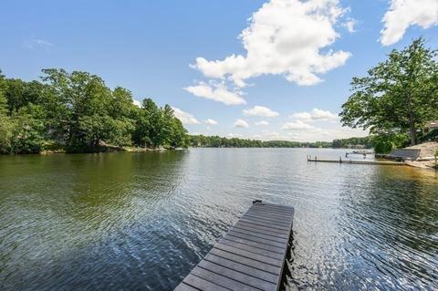 54 Glen Echo Shore Rd, Charlton, MA 01507