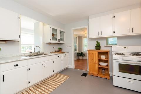 39 Crescent Ave, Beverly, MA 01915 photo 15