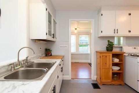 39 Crescent Ave, Beverly, MA 01915 photo 20