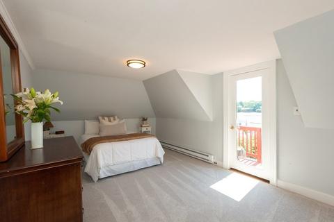 39 Crescent Ave, Beverly, MA 01915 photo 35