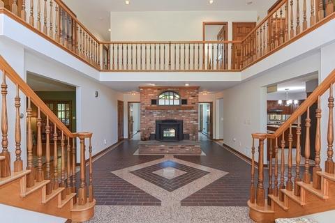 15 Skyview Ln, Webster, MA 01570 photo 3