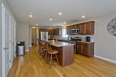 13 Wells St, Springfield, MA 01104 photo 7