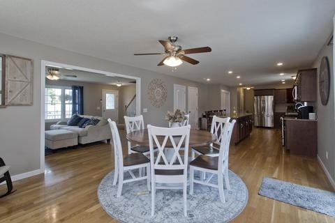 13 Wells St, Springfield, MA 01104 photo 13