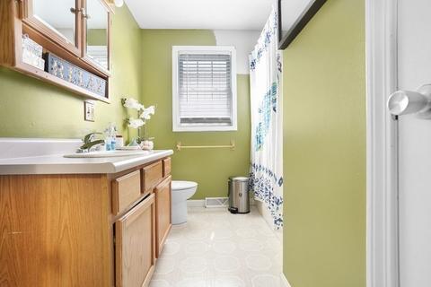 10 Westminster St, Fall River, MA 02721 photo 10
