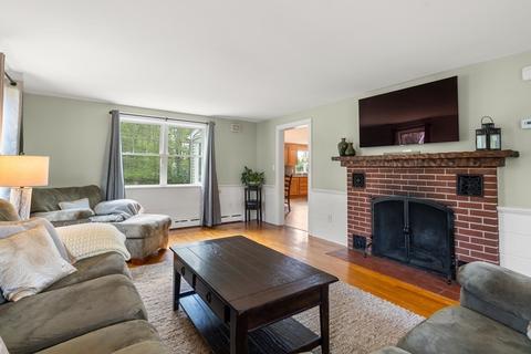 19 Brooks St, Upton, MA 01568 photo 13