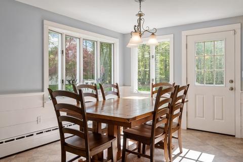 19 Brooks St, Upton, MA 01568 photo 9