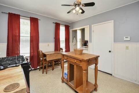 17 Wilson St, Worcester, MA 01604 photo 13