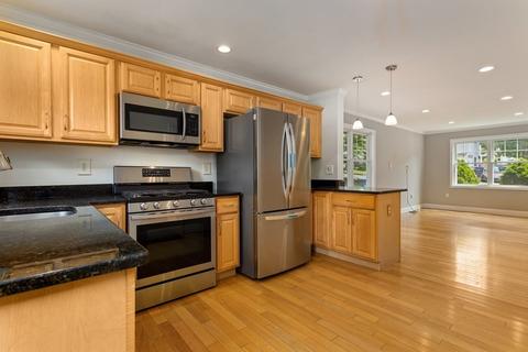 11 Middlesex St #2, Wakefield, MA 01880 photo 5