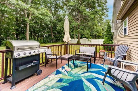 53 Santoro Rd, Worcester, MA 01606 photo 8