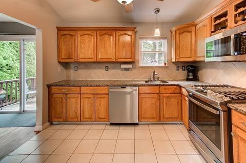 53 Santoro Rd, Worcester, MA 01606 photo 22