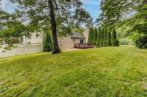 53 Santoro Rd, Worcester, MA 01606 photo 6
