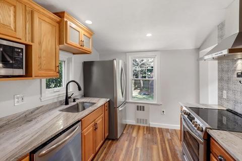 7 E Collins St, Salem, MA 01970 photo 13