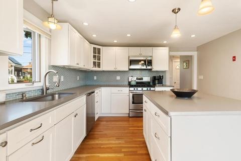20 Hartz St, Gloucester, MA 01930 photo 8