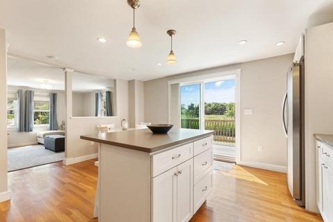 20 Hartz St, Gloucester, MA 01930 photo 9