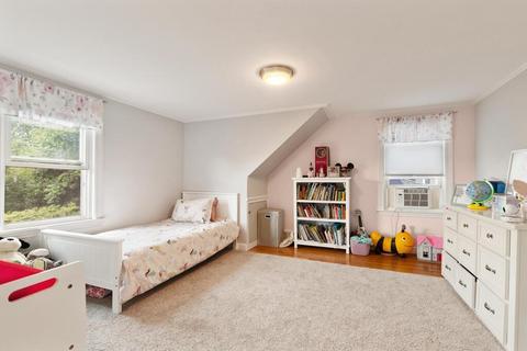 20 Hartz St, Gloucester, MA 01930 photo 17