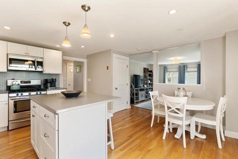 20 Hartz St, Gloucester, MA 01930 photo 11