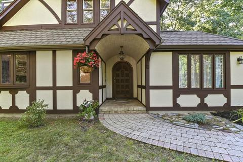 363 W Sutton Rd, Sutton, MA 01590 photo 2