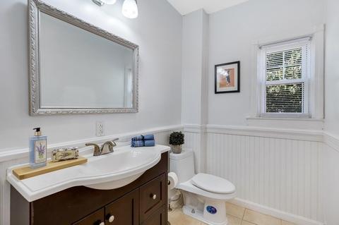 12 Raymond St, Everett, MA 02149 photo 9