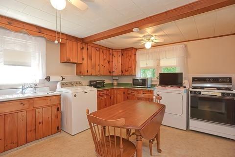 14 Maple Ave, Ashland, MA 01721 photo 8