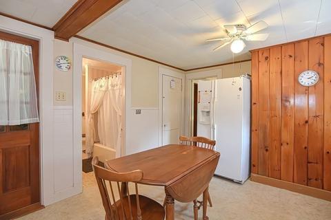 14 Maple Ave, Ashland, MA 01721 photo 10
