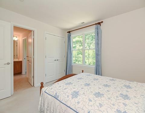 16 Francis Dr, Upton, MA 01568 photo 35