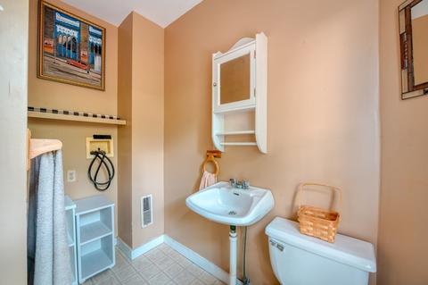 11 Marsh St, Gloucester, MA 01930 photo 21