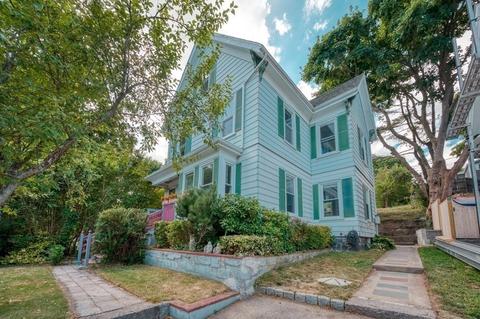11 Marsh St, Gloucester, MA 01930 photo 1