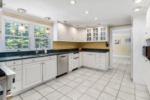 29 Sunset Rd, Weston, MA 02493 photo 9