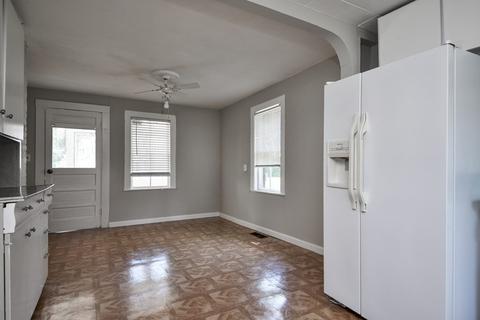 12 Pine St, Maynard, MA 01754 photo 6