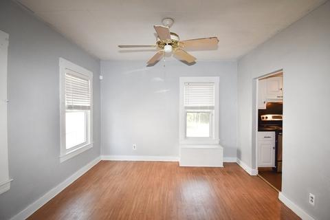 60 Littleton St, Springfield, MA 01104 photo 5