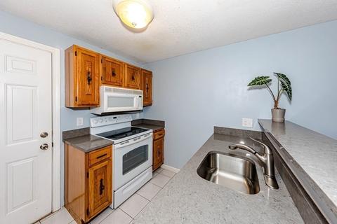 6 Squire Ct #2, Natick, MA 01760 photo 3