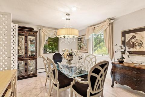 124 Damon Rd, Needham, MA 02492 photo 11