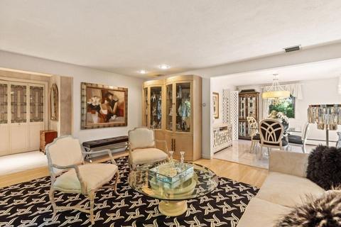 124 Damon Rd, Needham, MA 02492 photo 8