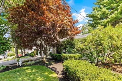 124 Damon Rd, Needham, MA 02492 photo 41