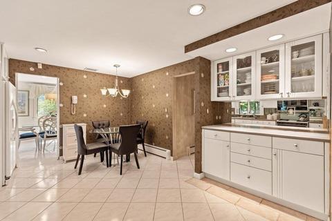 124 Damon Rd, Needham, MA 02492 photo 15