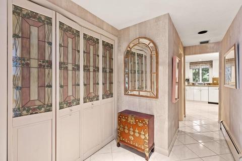 124 Damon Rd, Needham, MA 02492 photo 5