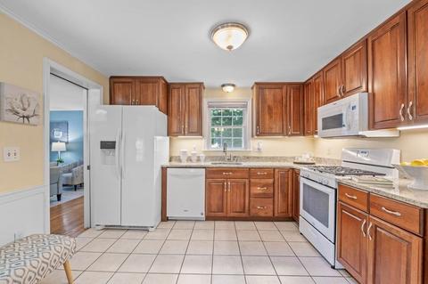 10 Eldor Dr, Walpole, MA 02071 photo 10
