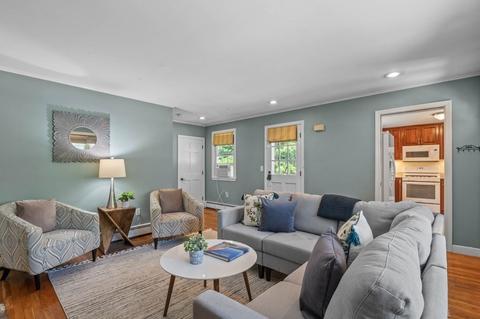10 Eldor Dr, Walpole, MA 02071 photo 3