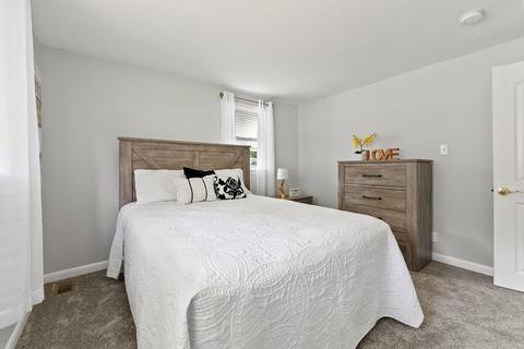88 Malibu Dr, Springfield, MA 01128 photo 22