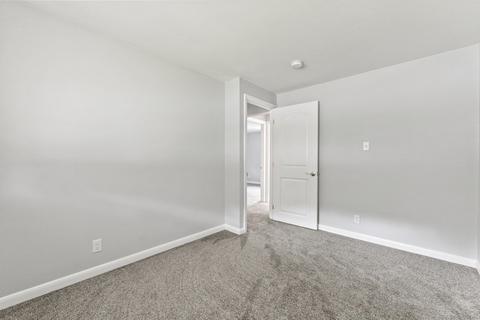 88 Malibu Dr, Springfield, MA 01128 photo 21