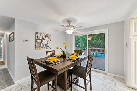 88 Malibu Dr, Springfield, MA 01128 photo 13
