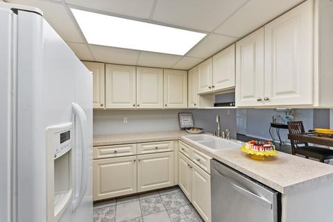 88 Malibu Dr, Springfield, MA 01128 photo 10