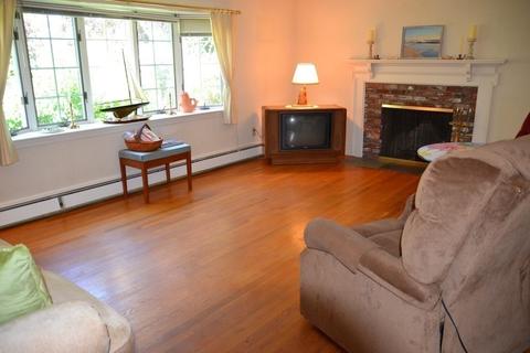 14 Forest Ln, Hingham, MA 02043 photo 8
