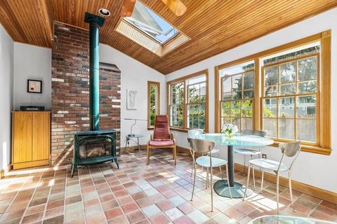 37 Elm St, Hingham, MA 02043 photo 3
