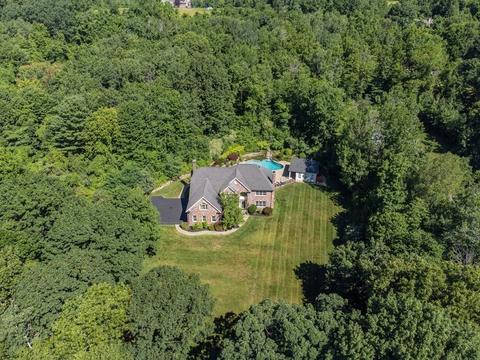 38 Bond Hollow Rd, Sutton, MA 01590 photo 4