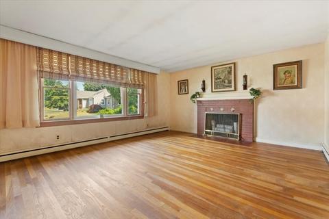 10 Richards Rd, Beverly, MA 01915 photo 4